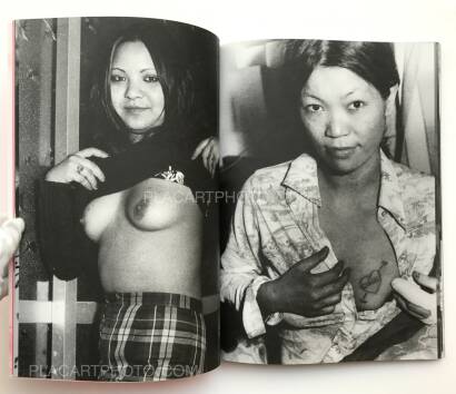 Mao Ishikawa,Red Flower - The Women of Okinawa /Akabana - Okinawa no onna Mao Ishikawa,Red Flower - The Women of Okinawa /Akabana - Okinawa no onna