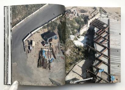 Collective,Endcommercial : Reading the city Collective,Endcommercial : Reading the city