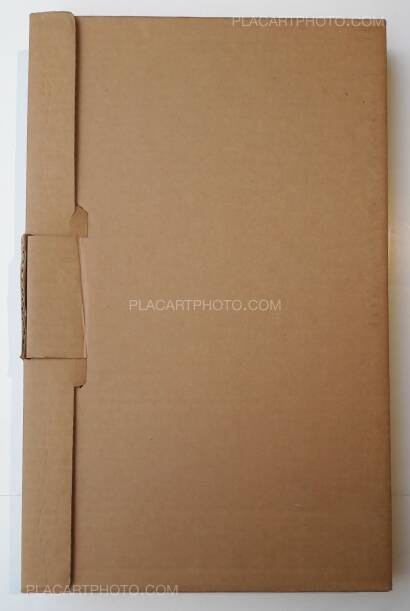 Ismo Hölttö,Ihminen pääosassa/ People in the Lead Role (SIGNED) Ismo Hölttö,Ihminen pääosassa/ People in the Lead Role (SIGNED)