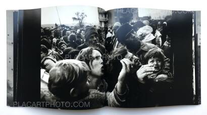 Paolo Pellegrin,Kosovo, 1999-2000 : The flight of reason