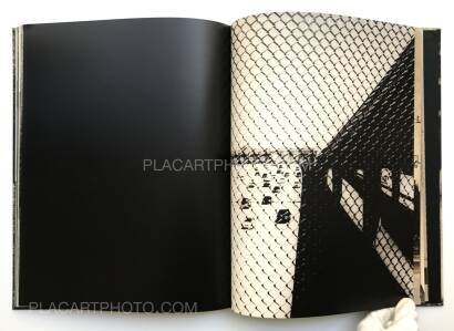 Guillaume Zuili,Smoke & Mirrors (SIGNED) Guillaume Zuili,Smoke & Mirrors (SIGNED)