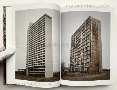 Antoine d'Agata,S.T.A.S.I.S (Signed copy) Antoine d'Agata,S.T.A.S.I.S (Signed copy)