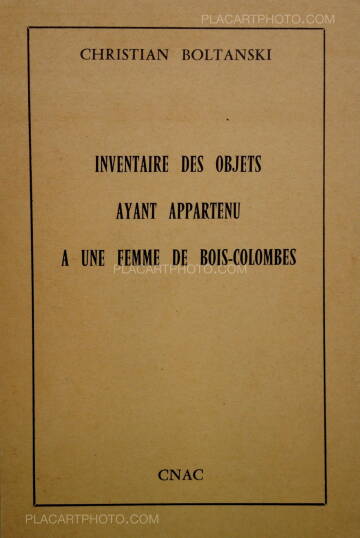Christian Boltanski,Inventaire des objets ayant appartenu à une femme de Bois-Colombes Christian Boltanski,Inventaire des objets ayant appartenu à une femme de Bois-Colombes