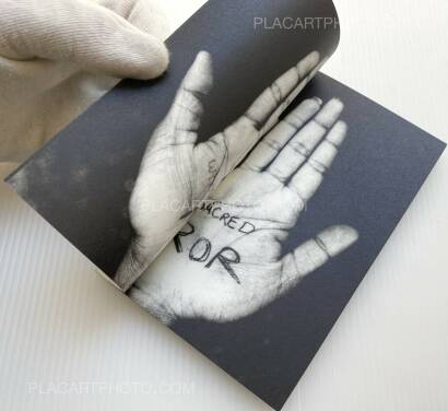 Anonymous,PALM READING Anonymous,PALM READING