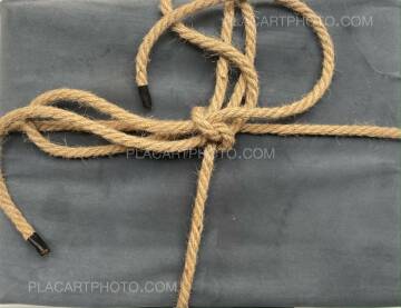 Arno Bouchard,“䷚” Swallowing (with silver gelatin print) Arno Bouchard,“䷚” Swallowing (with silver gelatin print)