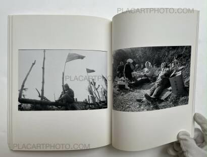 Kazuo Kitai,Sanrizuka Plegaria a un Labrador (SIGNED) Kazuo Kitai,Sanrizuka Plegaria a un Labrador (SIGNED)