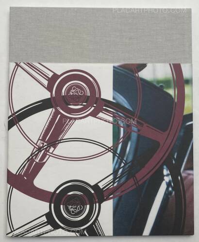 Fumiko Imano,LOEWE Fall Winter 2020 2021 runway collection Womenswear (NUMBERED) Fumiko Imano,LOEWE Fall Winter 2020 2021 runway collection Womenswear (NUMBERED)