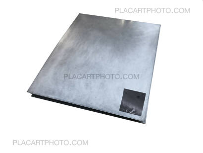 Olivier Pin-Fat,Bones apart (GREY EDITION, ARTIST'S EDITON 2/3) Olivier Pin-Fat,Bones apart (GREY EDITION, ARTIST'S EDITON 2/3)