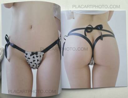 Sayo Senoo,THE USED FACE MASKS (Signed and numbered, edt of 100) Sayo Senoo,THE USED FACE MASKS (Signed and numbered, edt of 100)