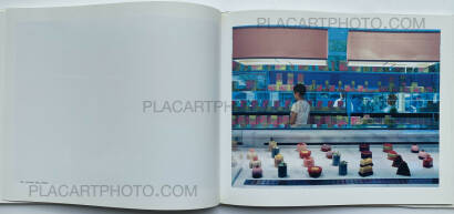 Hannah Starkey,HANNAH STARKEY PHOTOGRAPHS 1997-2007 Hannah Starkey,HANNAH STARKEY PHOTOGRAPHS 1997-2007