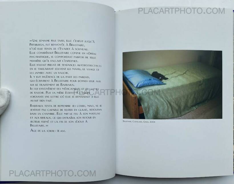 Nan Goldin: SOEURS, SAINTES ET SIBYLLES, Editions du Regard, 2005 | Bookshop Le Plac'Art Photo Nan Goldin: SOEURS, SAINTES ET SIBYLLES, Editions du Regard, 2005 | Bookshop Le Plac'Art Photo