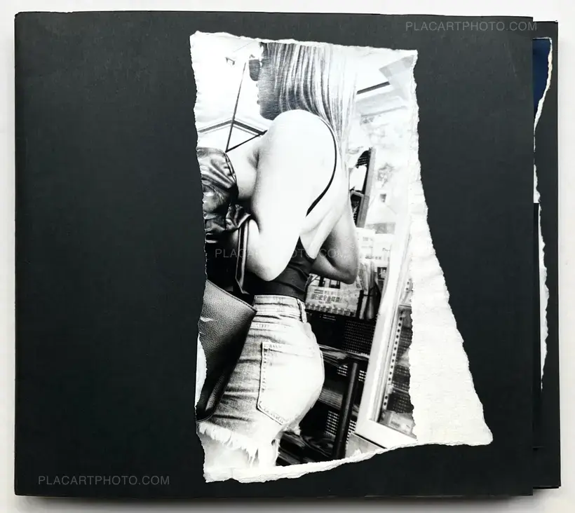 Chan Wai Kwong – UNTITLED (09-22 Black cover. Unique book with prints)