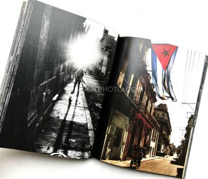 Takehiko Nakafuji,Down on the Street (SIGNED) Takehiko Nakafuji,Down on the Street (SIGNED)