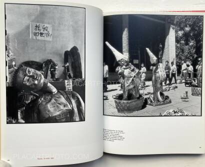 Li Zhensheng,Le petit livre rouge d’un photographe chinois Li Zhensheng,Le petit livre rouge d’un photographe chinois