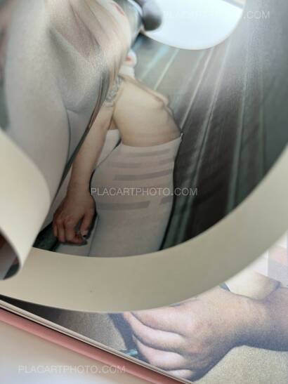 Lin Zhipeng,Sour Strawberries Lin Zhipeng,Sour Strawberries