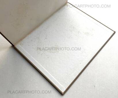 Masahisa Fukase,Neko no mugiwara boshi / The Strawhat Cat (Signed)