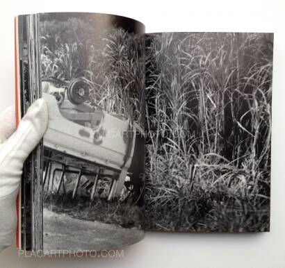 Toyomitsu Higa,Akai Goya / Toyomitsu Higa Shashinshu 1970-1972 Toyomitsu Higa,Akai Goya / Toyomitsu Higa Shashinshu 1970-1972