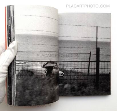 Toyomitsu Higa,Akai Goya / Toyomitsu Higa Shashinshu 1970-1972 Toyomitsu Higa,Akai Goya / Toyomitsu Higa Shashinshu 1970-1972