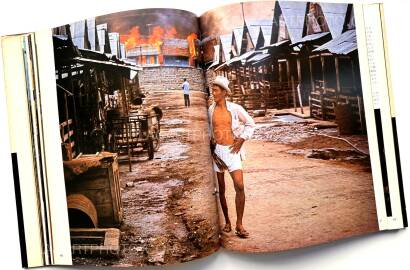 Keisaburo Shimamoto,Kare ha betonamu de shinda / He died in Vietnam 